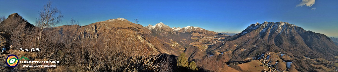 46 Vista panoramica dalla croce del Monte Castello.jpg